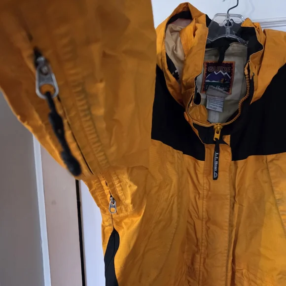 Vintage 1990's L.L. Bean Mountain Guide Gore-tex Shell Jacket Black & Yellow PL - Picture 9 of 10